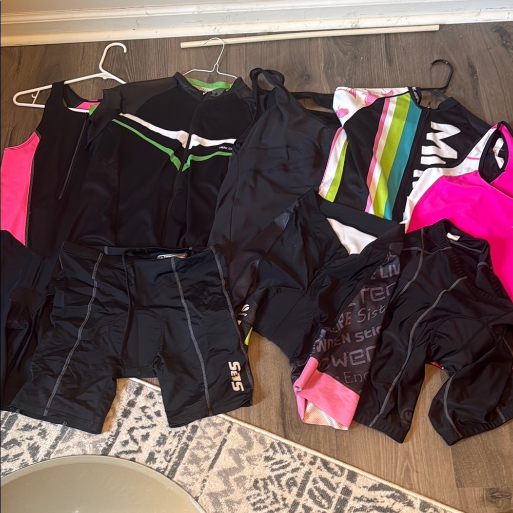 Tri-Athletes Purge - Large and XL mixed (would fit M gals too)